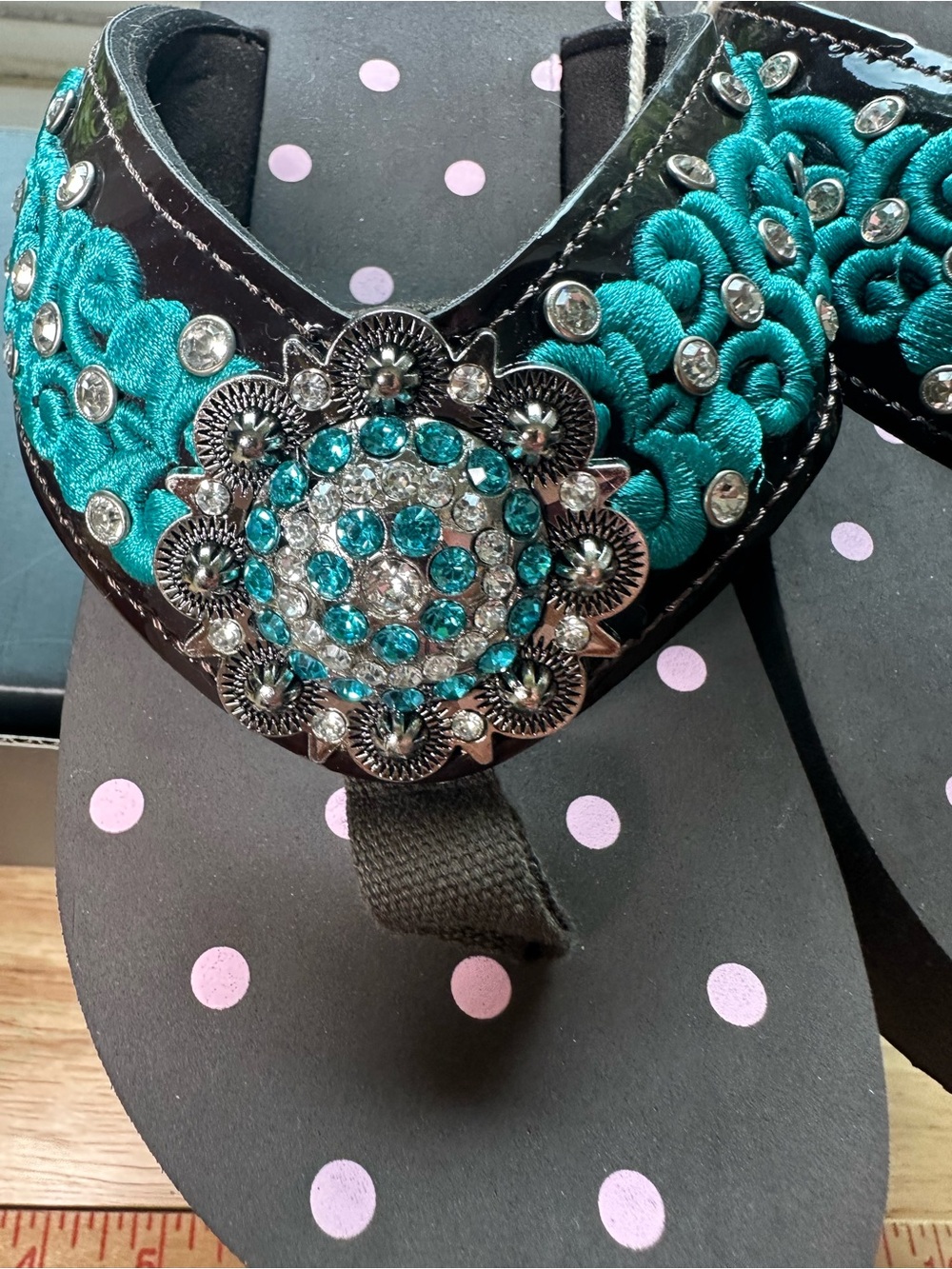 Montana West women’s size 8 wedge Turquoise scroll Rhinestone Flip Flop Sandals